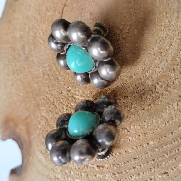 c'30s-'40s S'Western Sterling Silver Turquoise Flower Screwback Earrings VINTAGE - Picture 4 of 10